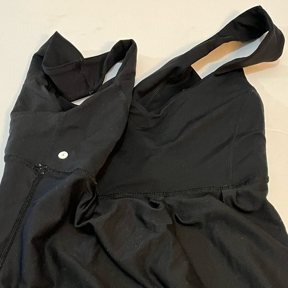 Black Run Tame Tank with Drawstring Hem Women’s 4 Lululemon Top - Picture 6 of 11